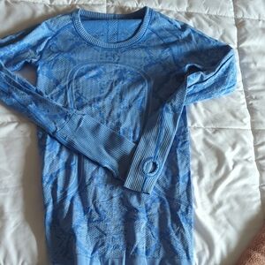 lululemon athletica Blue Long Sleeve Top